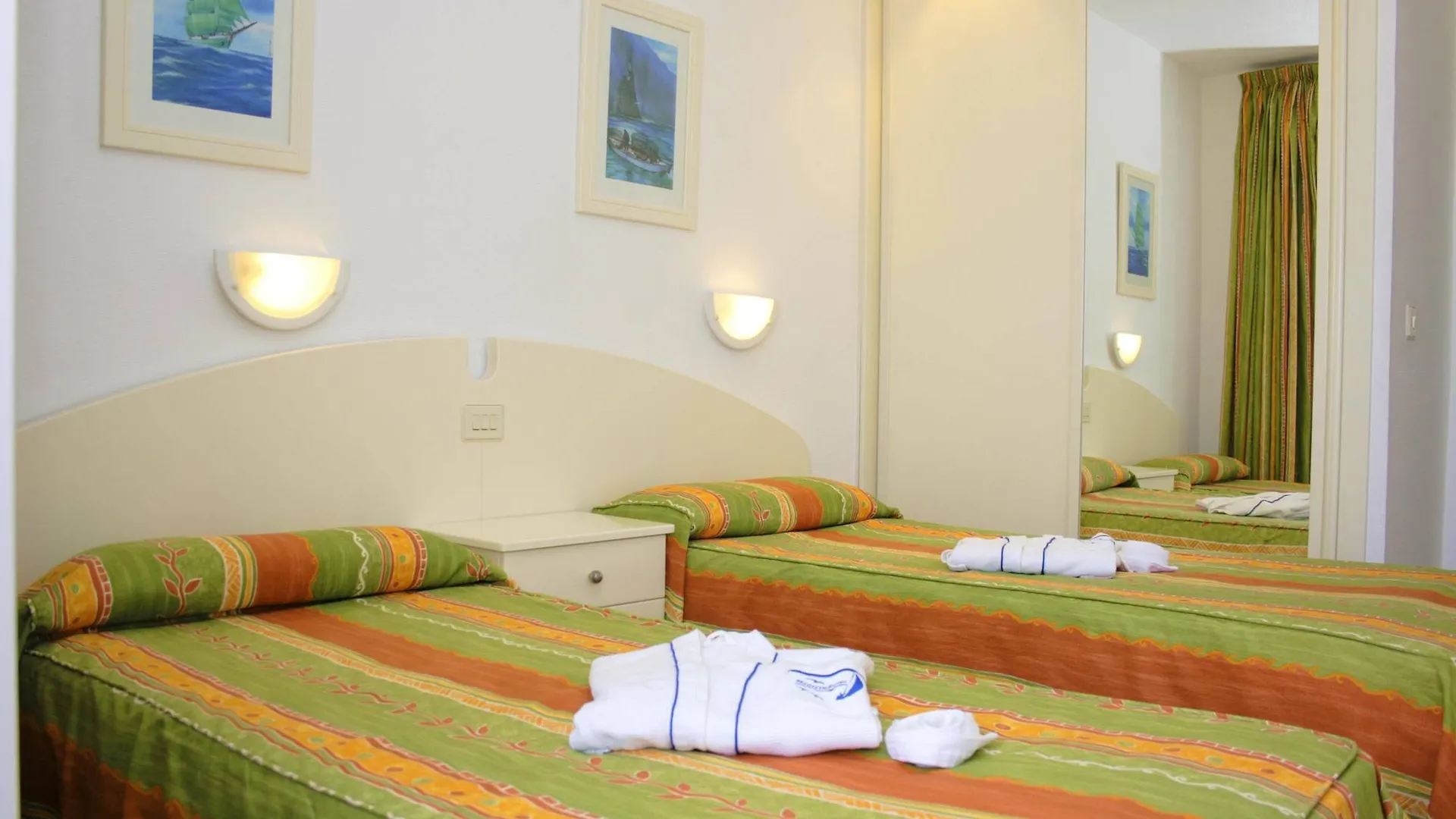 Maritim Playa Aparthotel Playa del Ingles  3*, Playa del Ingles (Gran Canaria)